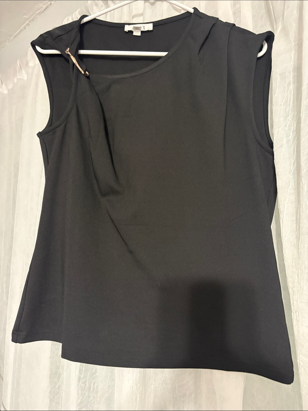Women's Black Sleeveless Tank Top